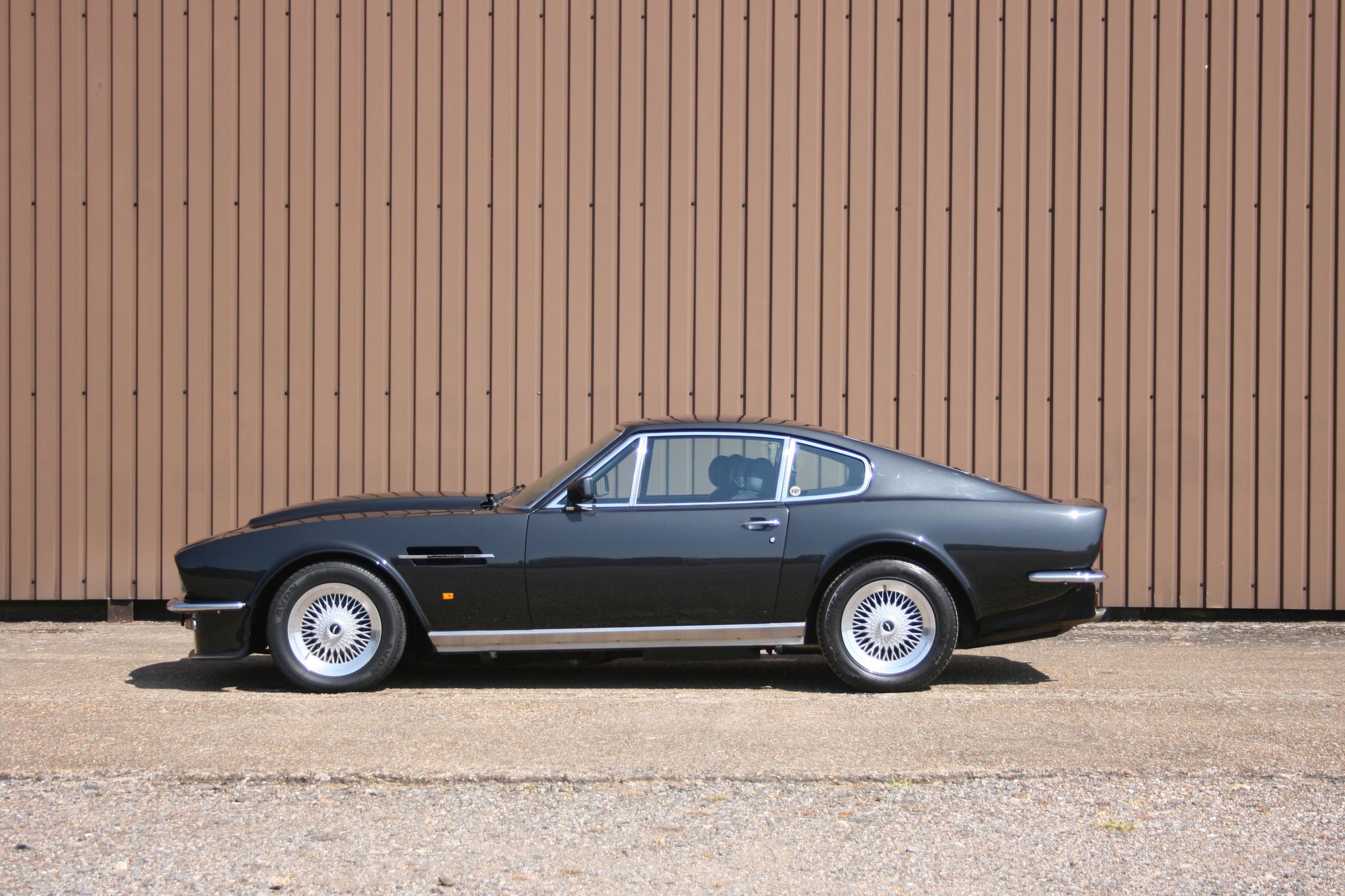 1989 Aston Martin V8 Vantage X-Pack Coupe (Manual gearbox) 